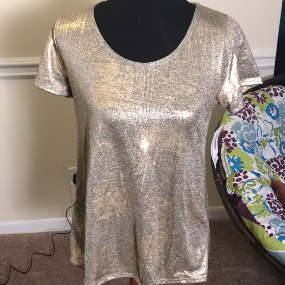 Lularoe Elegant Classic T